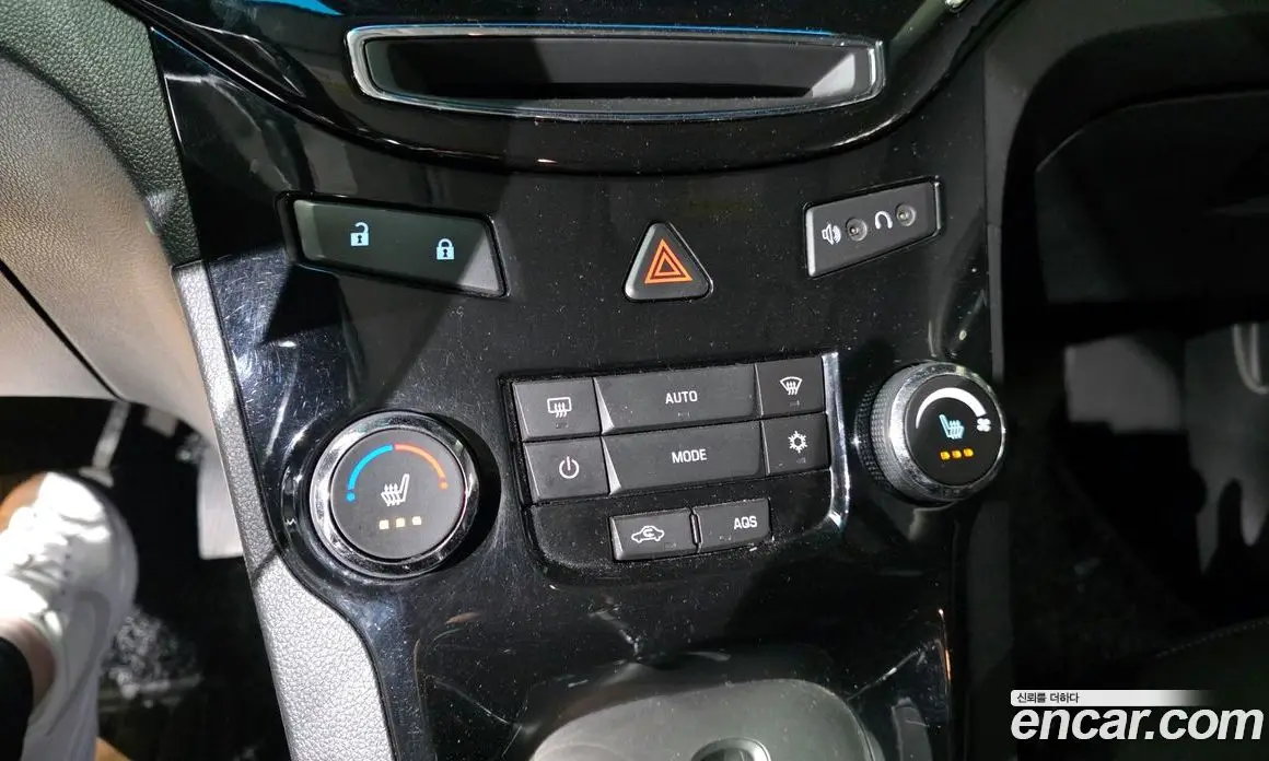 Chevrolet Orlando 2011 2.0 автомат (гидро), фото 17