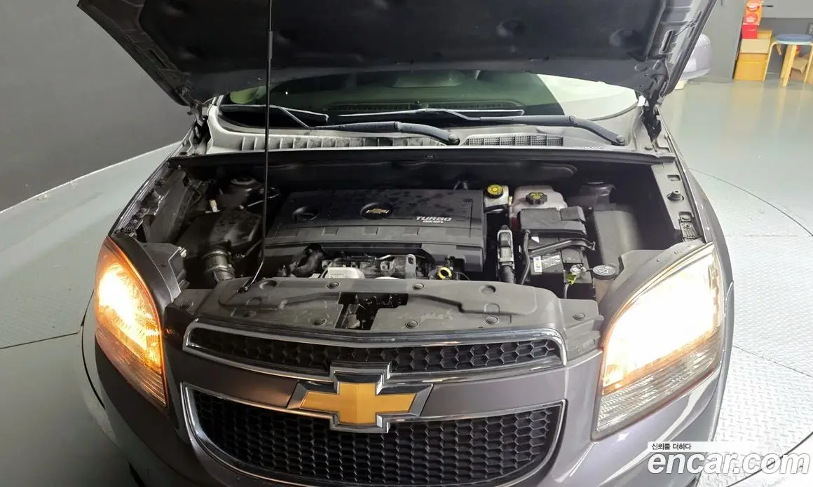 Chevrolet Orlando 2011 2.0 автомат (гидро), фото 6