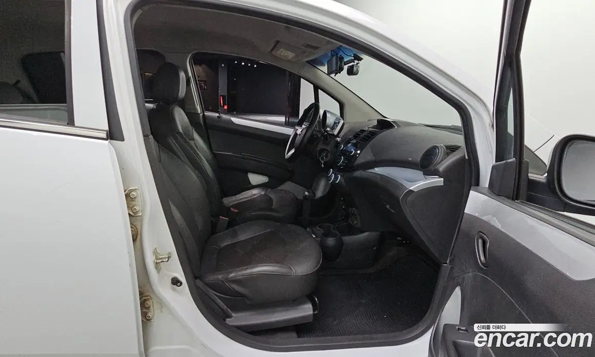Chevrolet Spark 2013 1.0 автомат (гидро), фото 18 Chevrolet Spark 2013 1.0 автомат (гидро), фото 18