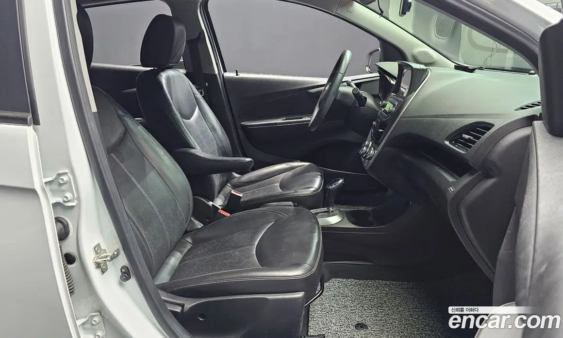 Chevrolet Spark 2015 1.0 автомат (гидро), фото 16 Chevrolet Spark 2015 1.0 автомат (гидро), фото 16