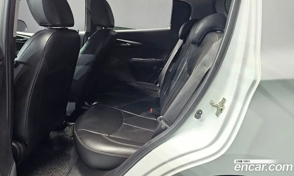 Chevrolet Spark 2015 1.0 автомат (гидро), фото 18 Chevrolet Spark 2015 1.0 автомат (гидро), фото 18