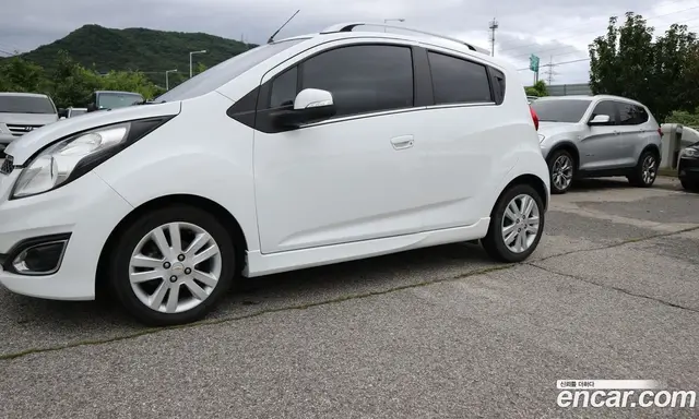 Chevrolet Spark 2015 1.0 автомат (гидро), миниатюра 2 Chevrolet Spark 2015 1.0 автомат (гидро), миниатюра 2