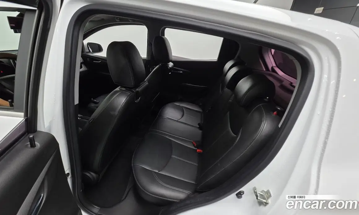 Chevrolet Spark 2016 1.0 автомат (гидро), фото 16 Chevrolet Spark 2016 1.0 автомат (гидро), фото 16