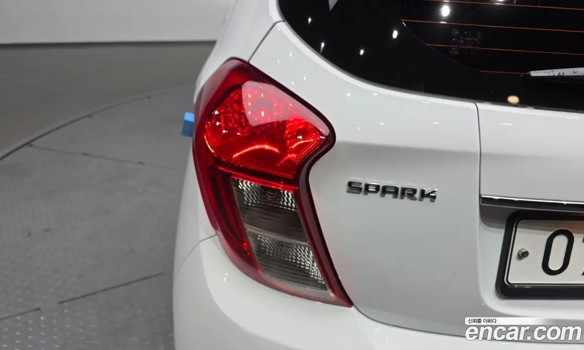 Chevrolet Spark 2016 1.0 автомат (гидро), фото 9 Chevrolet Spark 2016 1.0 автомат (гидро), фото 9