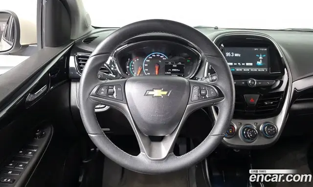 Chevrolet Spark 2016 1.0 автомат (гидро), миниатюра 12
