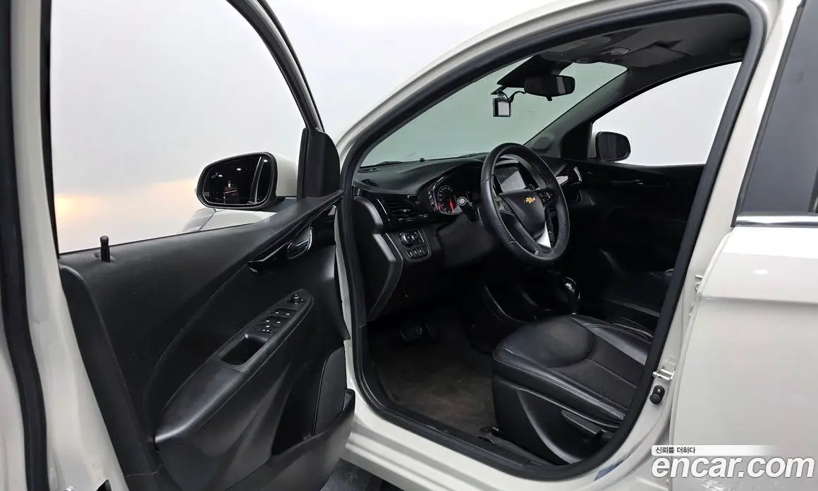 Chevrolet Spark 2016 1.0 автомат (гидро), фото 10