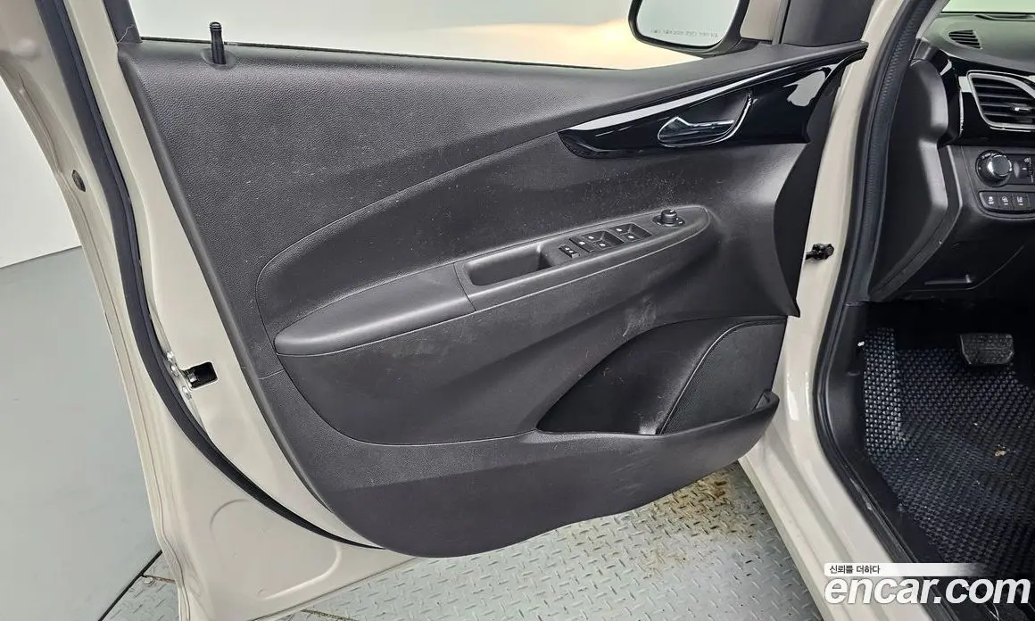 Chevrolet Spark 2021 1.0 автомат (гидро), фото 13