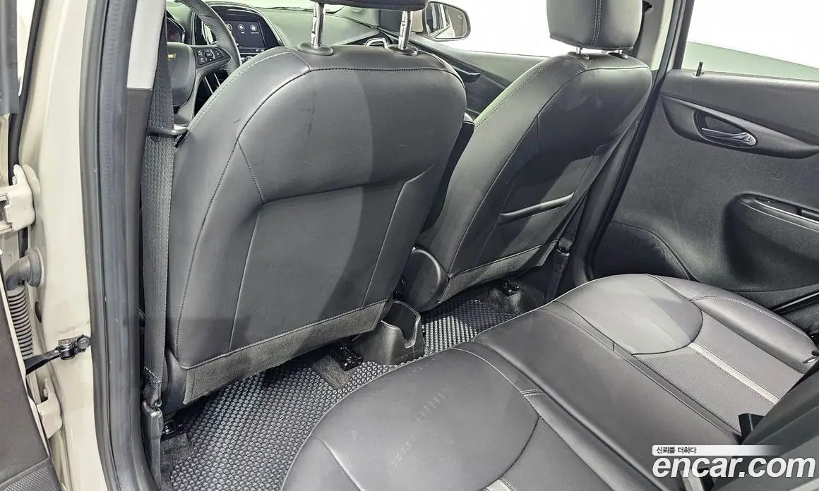 Chevrolet Spark 2021 1.0 автомат (гидро), фото 27