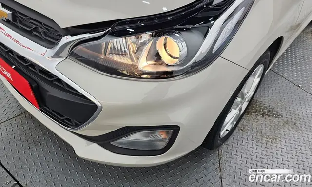 Chevrolet Spark 2021 1.0 автомат (гидро), миниатюра 7