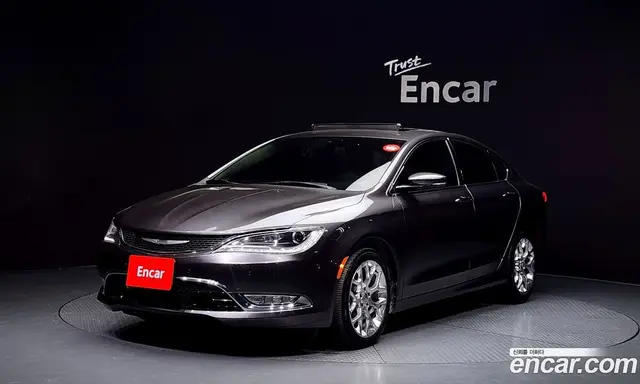 Chrysler 200 2015 2.4 автомат (гидро), миниатюра 1 Chrysler 200 2015 2.4 автомат (гидро), миниатюра 1