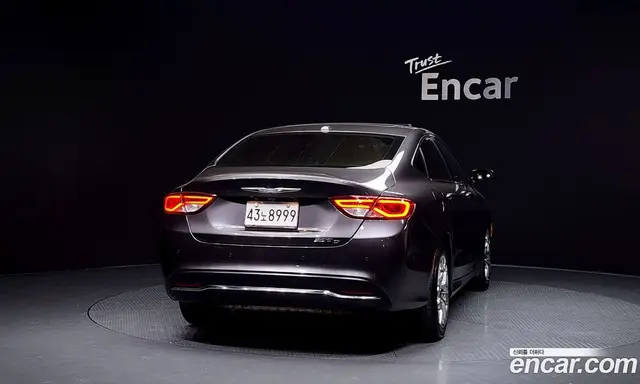 Chrysler 200 2015 2.4 автомат (гидро), миниатюра 4 Chrysler 200 2015 2.4 автомат (гидро), миниатюра 4