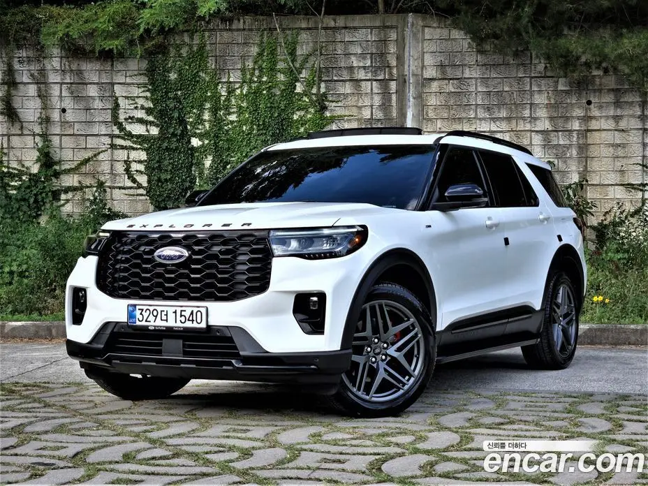 Ford Explorer 2025 2.3 автомат (гидро), фото 1 Ford Explorer 2025 2.3 автомат (гидро), фото 1