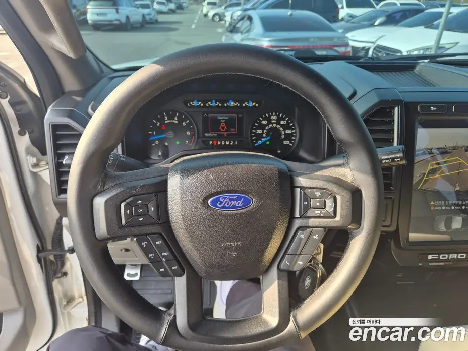 Ford F150 2016 5.0 автомат (гидро), фото 20 Ford F150 2016 5.0 автомат (гидро), фото 20