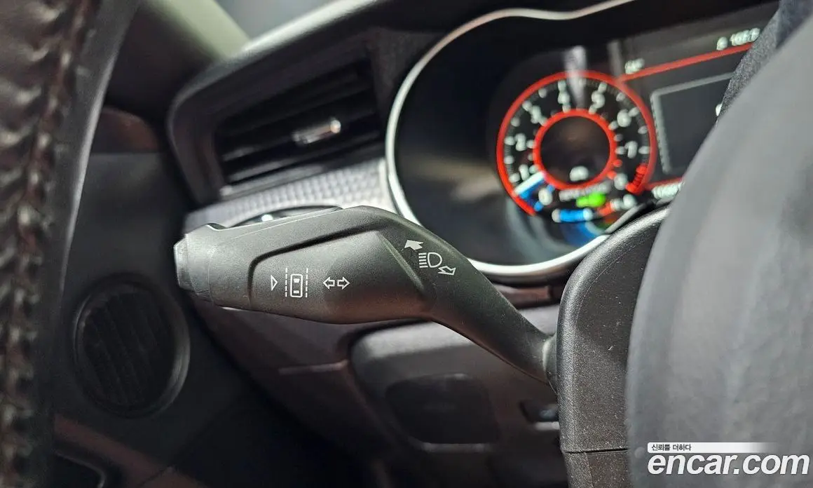 Ford Mustang 2019 5.0 автомат (гидро), фото 22 Ford Mustang 2019 5.0 автомат (гидро), фото 22
