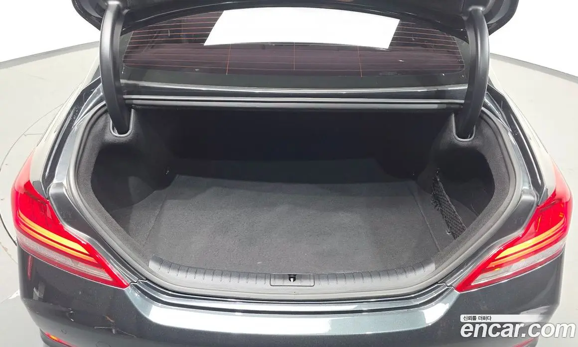 Genesis G70 2017 2.0 автомат (гидро), фото 34 Genesis G70 2017 2.0 автомат (гидро), фото 34