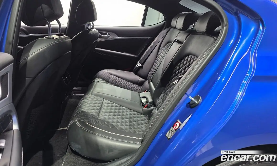 Genesis G70 2018 2.0 автомат (гидро), фото 11 Genesis G70 2018 2.0 автомат (гидро), фото 11