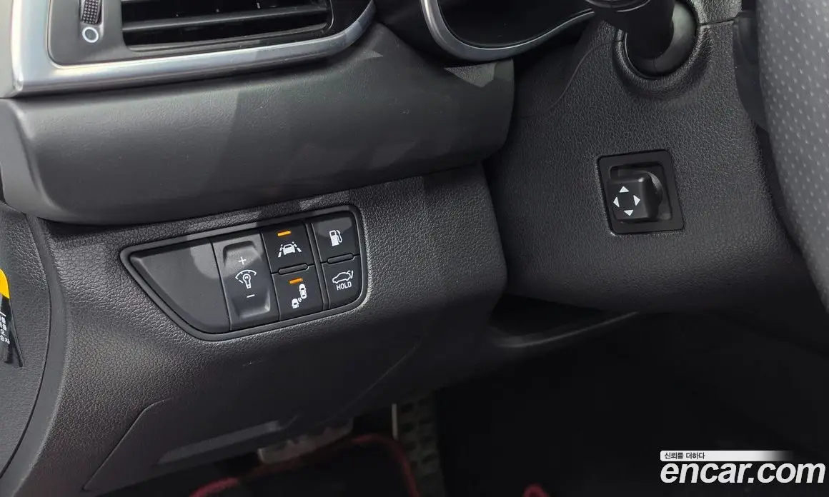 Genesis G70 2019 2.0 автомат (гидро), фото 15 Genesis G70 2019 2.0 автомат (гидро), фото 15