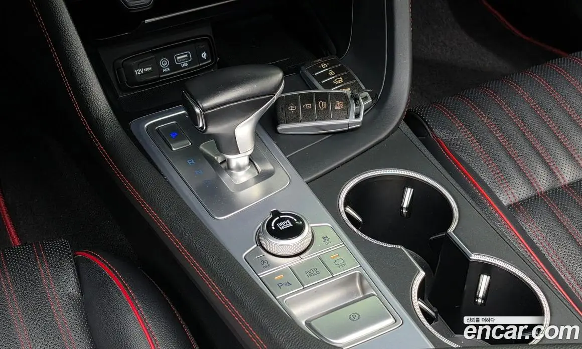Genesis G70 2019 2.0 автомат (гидро), фото 9 Genesis G70 2019 2.0 автомат (гидро), фото 9