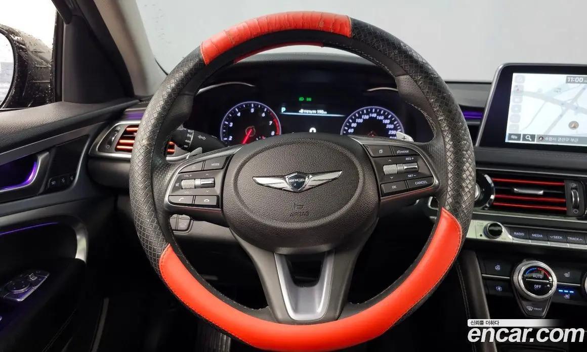 Genesis G70 2019 2.0 автомат (гидро), фото 12 Genesis G70 2019 2.0 автомат (гидро), фото 12