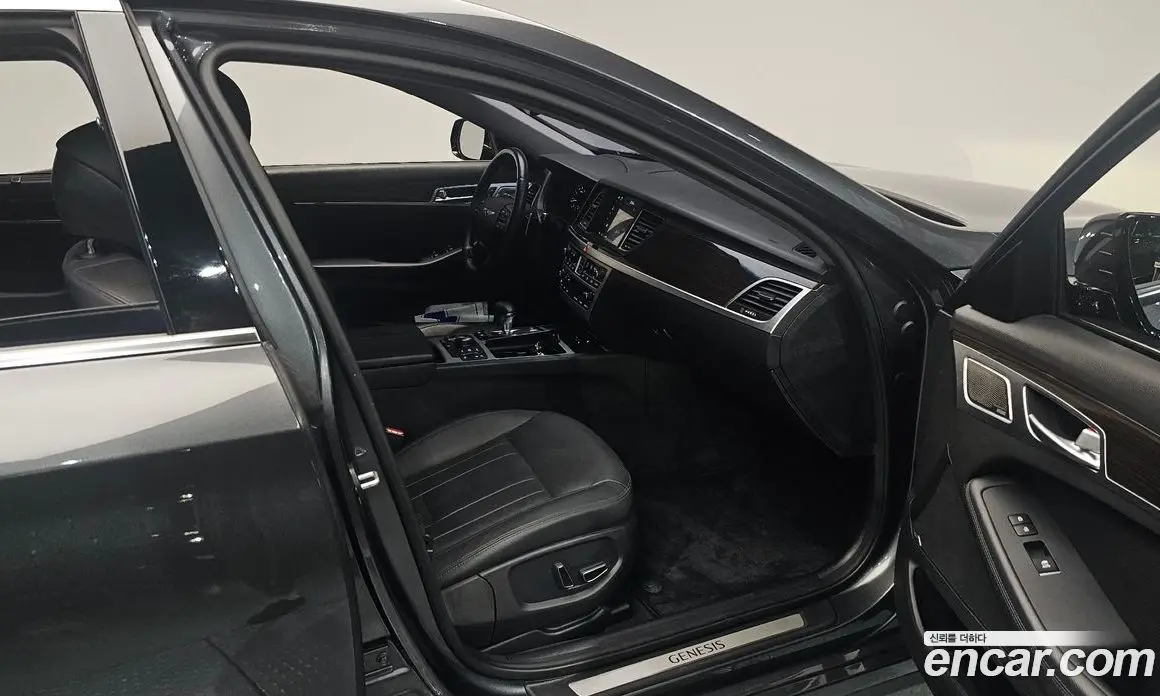 Genesis G80 2017 3.3 автомат (гидро), фото 11 Genesis G80 2017 3.3 автомат (гидро), фото 11