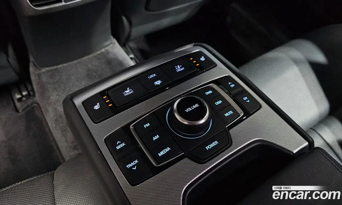 Genesis G80 2017 3.3 автомат (гидро), фото 19 Genesis G80 2017 3.3 автомат (гидро), фото 19