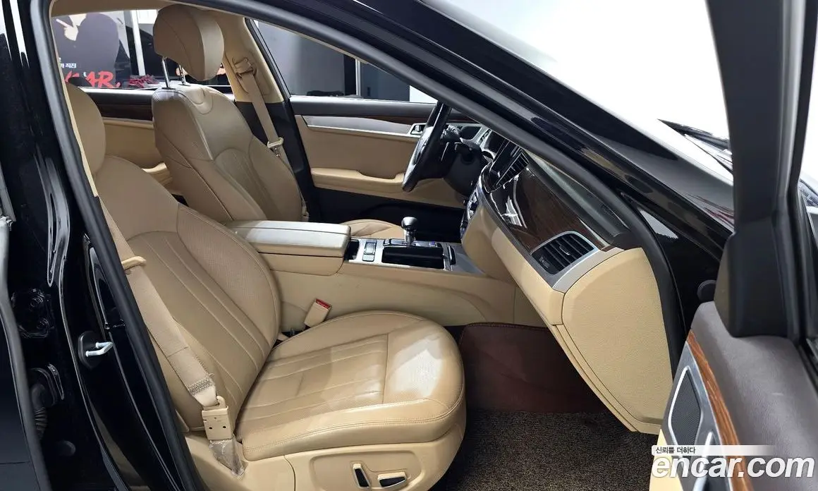 Genesis G80 2017 3.3 автомат (гидро), фото 15 Genesis G80 2017 3.3 автомат (гидро), фото 15