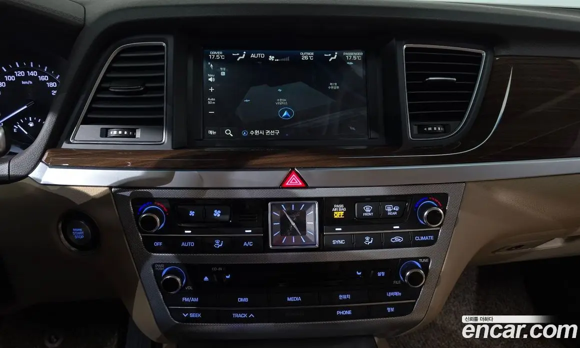 Genesis G80 2017 3.3 автомат (гидро), фото 17 Genesis G80 2017 3.3 автомат (гидро), фото 17