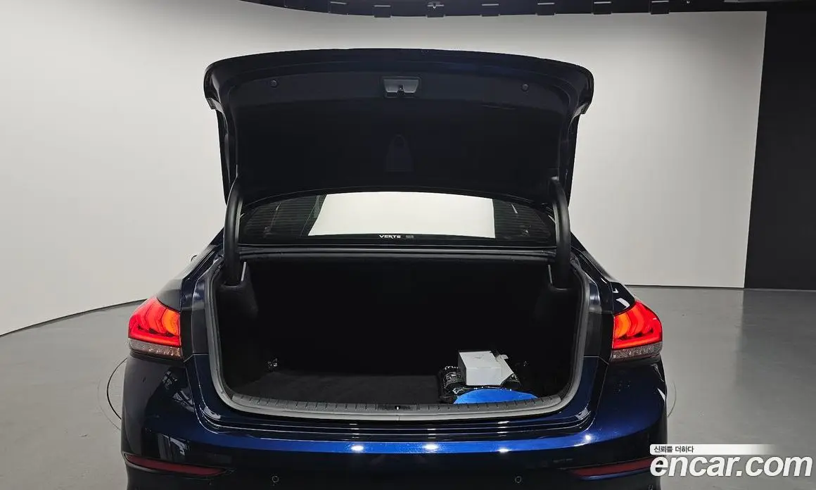 Genesis G80 2018 3.3 автомат (гидро), фото 25 Genesis G80 2018 3.3 автомат (гидро), фото 25
