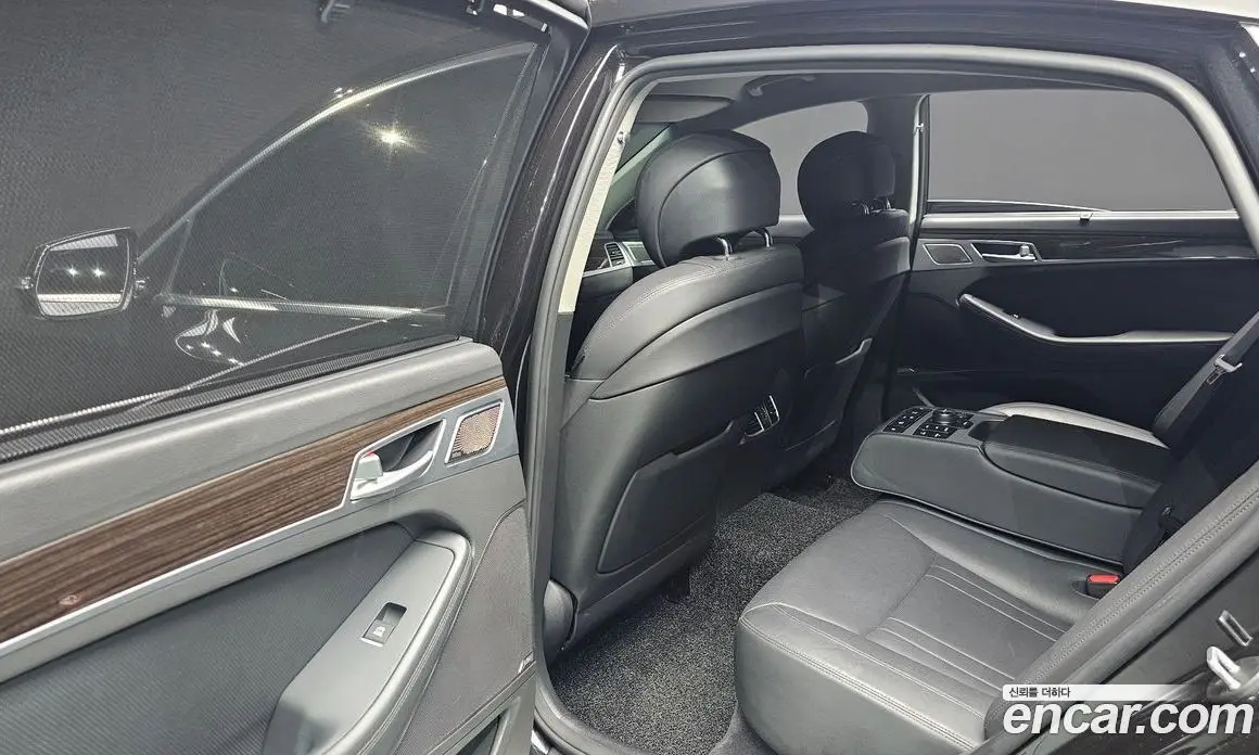 Genesis G80 2019 3.3 автомат (гидро), фото 17 Genesis G80 2019 3.3 автомат (гидро), фото 17