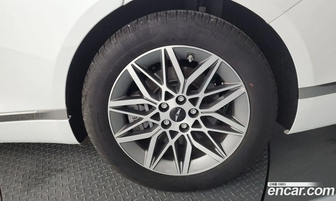 Genesis G80 2024 2.5 автомат (гидро), фото 6 Genesis G80 2024 2.5 автомат (гидро), фото 6