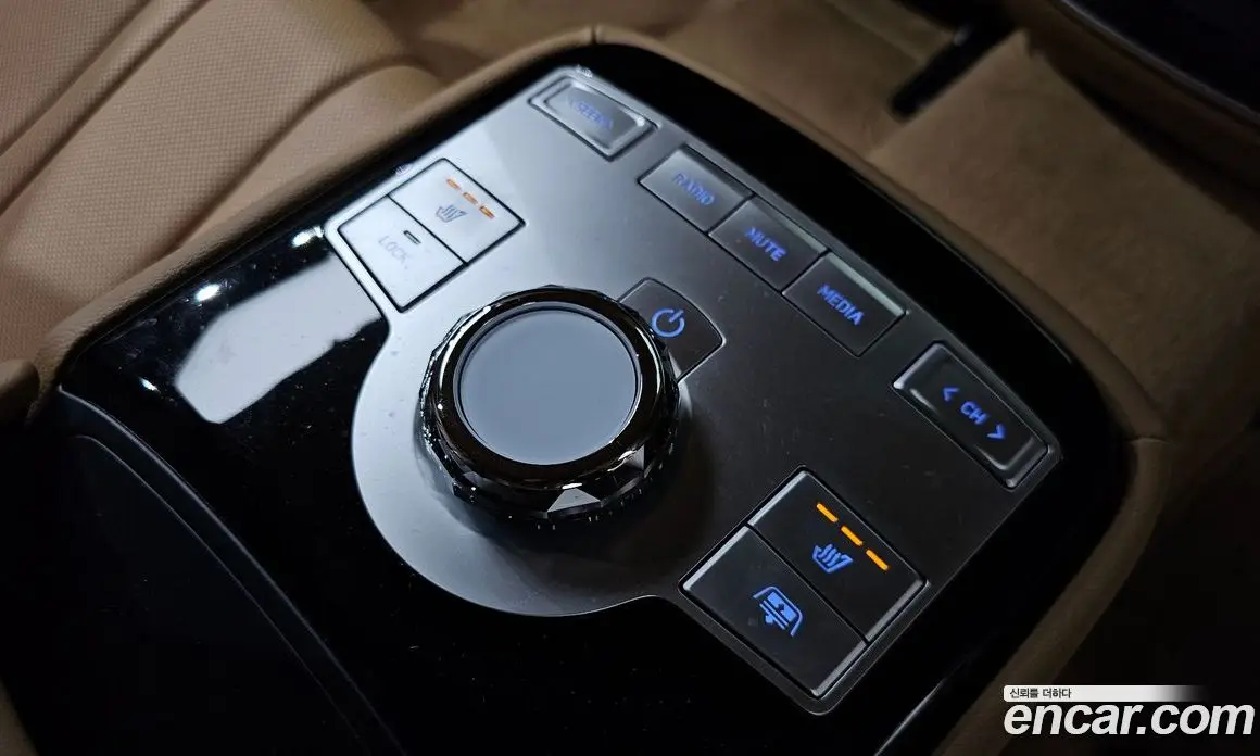 Genesis G80 2024 2.5 автомат (гидро), фото 26 Genesis G80 2024 2.5 автомат (гидро), фото 26