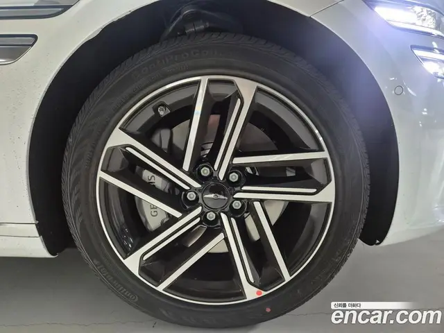 Genesis G80 2026 2.5 автомат (гидро), миниатюра 5 Genesis G80 2026 2.5 автомат (гидро), миниатюра 5
