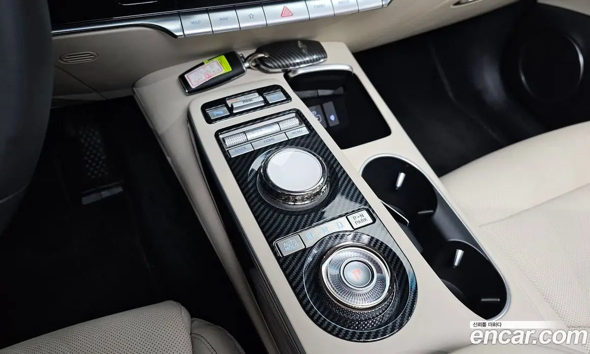 Genesis GV70 2022 2.5 автомат (гидро), фото 12 Genesis GV70 2022 2.5 автомат (гидро), фото 12