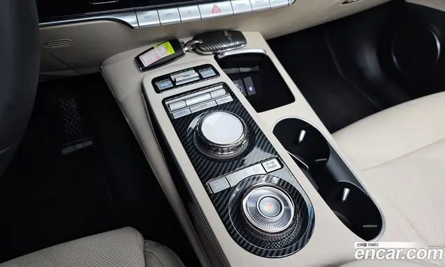 Genesis GV70 2022 2.5 автомат (гидро), миниатюра 12