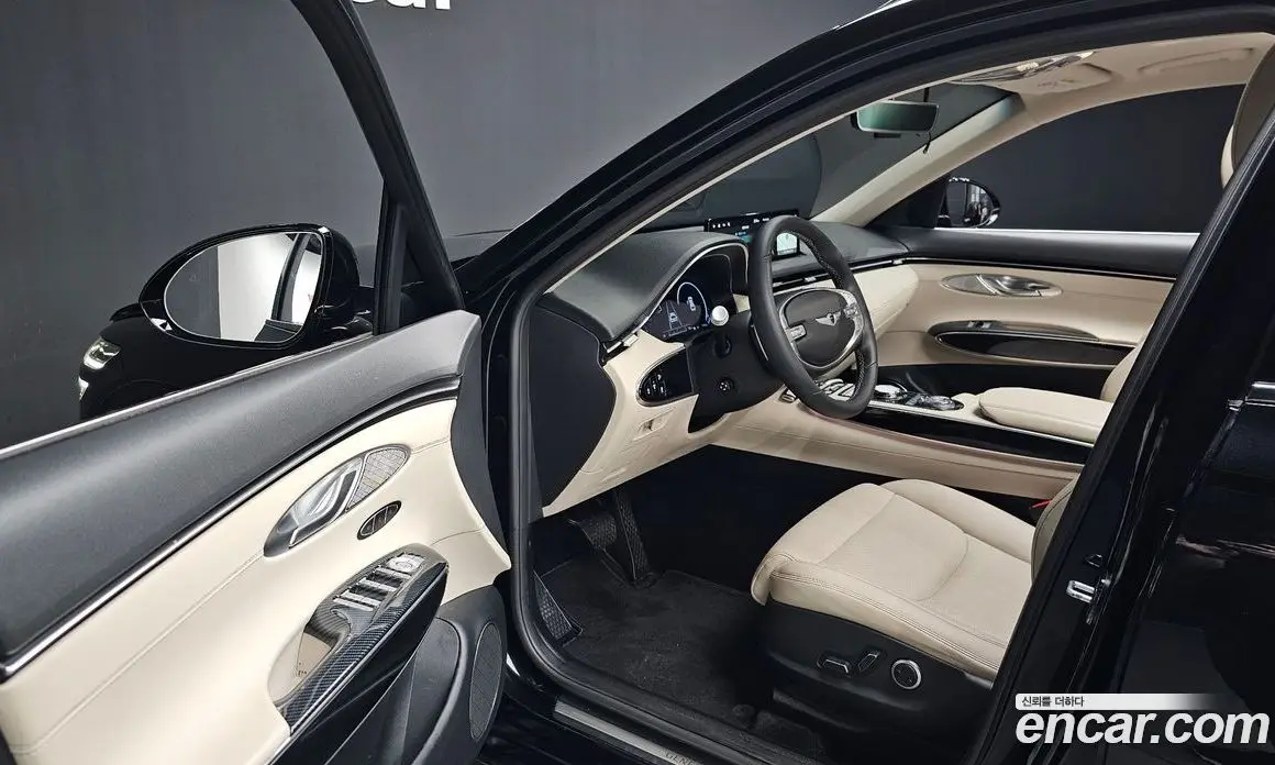 Genesis GV70 2022 2.5 автомат (гидро), фото 13 Genesis GV70 2022 2.5 автомат (гидро), фото 13