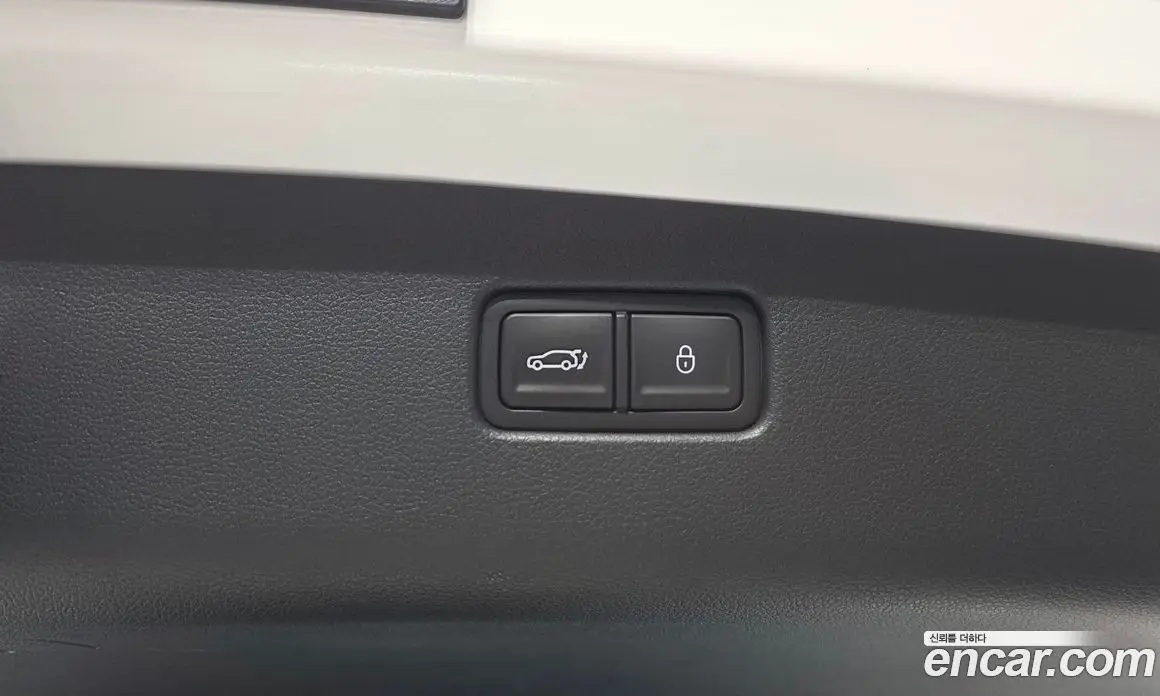 Genesis GV70 2022 2.5 автомат (гидро), фото 28 Genesis GV70 2022 2.5 автомат (гидро), фото 28