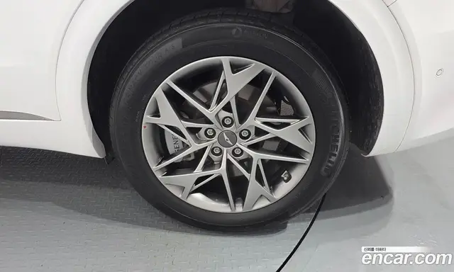Genesis GV70 2022 2.5 автомат (гидро), миниатюра 6 Genesis GV70 2022 2.5 автомат (гидро), миниатюра 6
