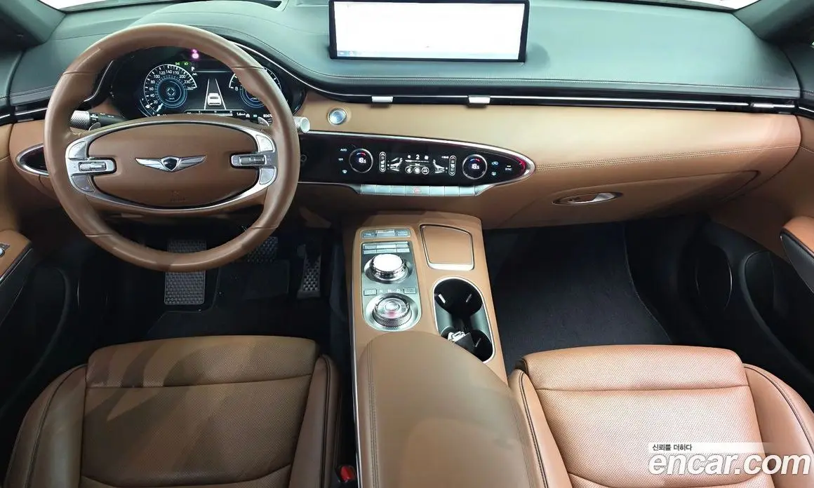 Genesis GV70 2022 2.5 автомат (гидро), фото 9 Genesis GV70 2022 2.5 автомат (гидро), фото 9