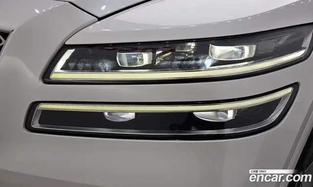 Genesis GV80 2022 2.5 автомат (гидро), миниатюра 8