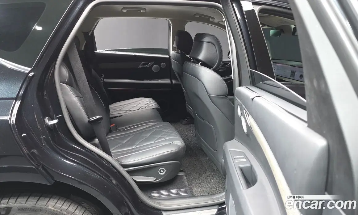 Genesis GV80 2023 2.5 автомат (гидро), фото 12 Genesis GV80 2023 2.5 автомат (гидро), фото 12
