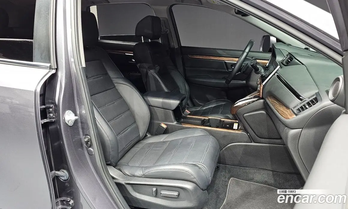 Honda CR-V 2021 2.0 автомат (гидро), фото 16 Honda CR-V 2021 2.0 автомат (гидро), фото 16