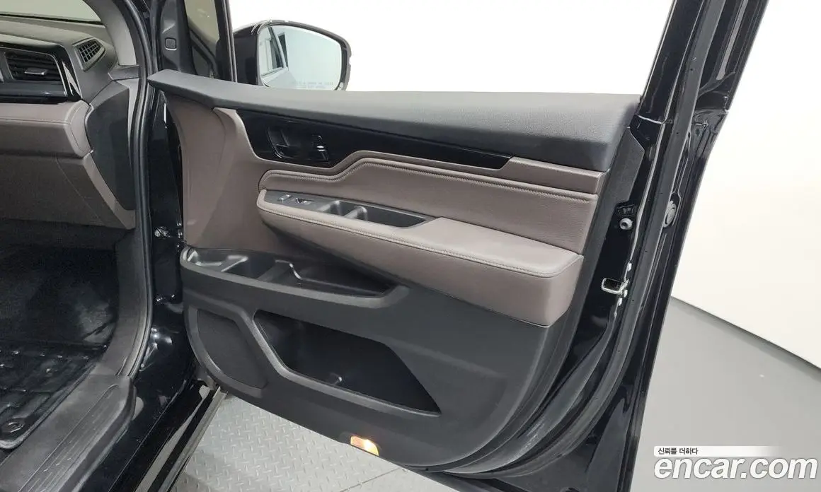 Honda Odyssey 2022 3.5 автомат (гидро), фото 14 Honda Odyssey 2022 3.5 автомат (гидро), фото 14