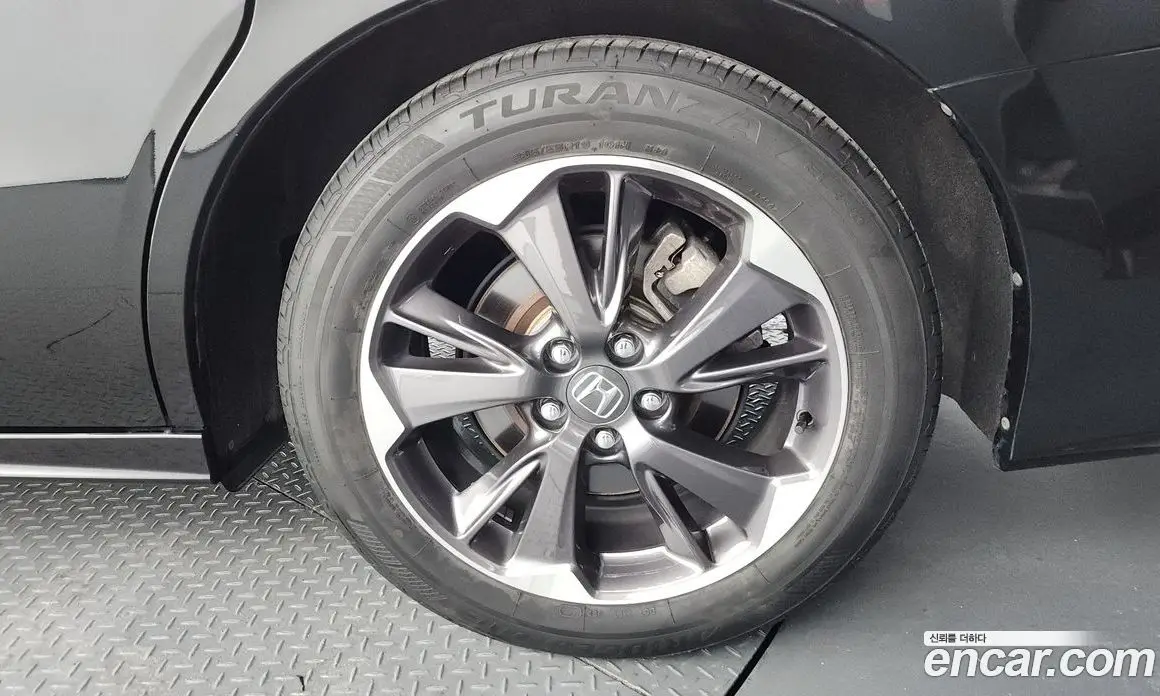 Honda Odyssey 2022 3.5 автомат (гидро), фото 7 Honda Odyssey 2022 3.5 автомат (гидро), фото 7