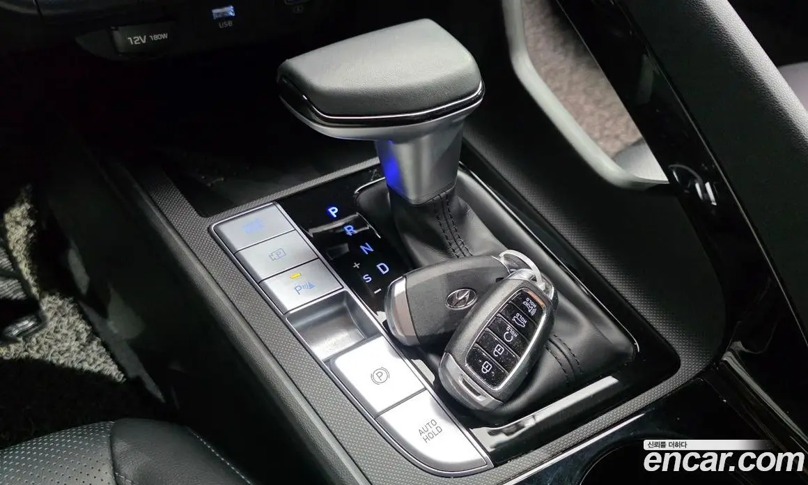 Hyundai Avante 2020 1.6 автомат (гидро), фото 12
