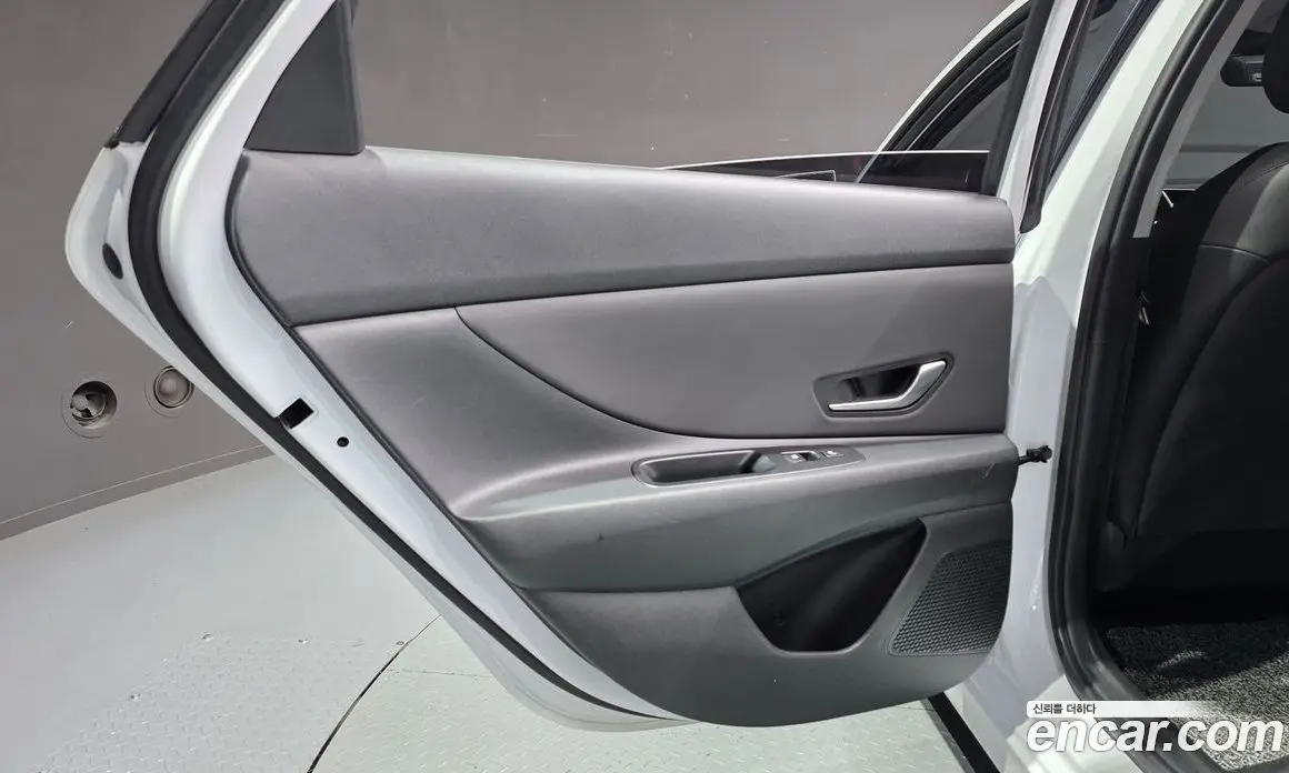Hyundai Avante 2020 1.6 автомат (гидро), фото 15