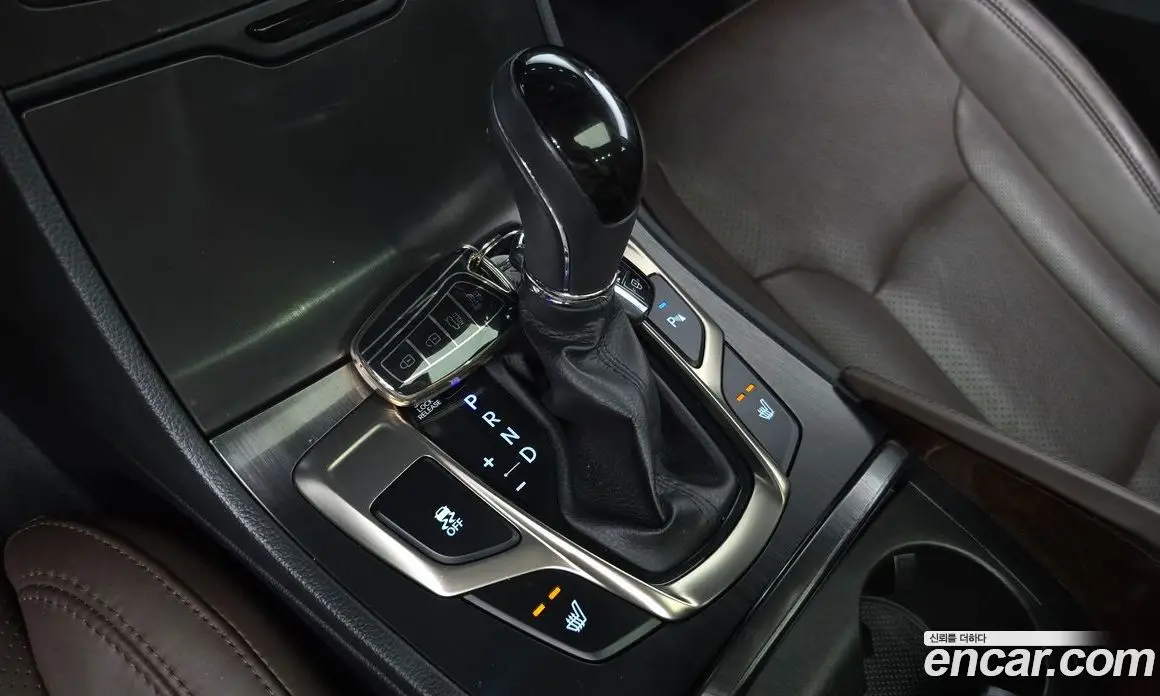 Hyundai Grandeur 2014 2.4 автомат (гидро), фото 12 Hyundai Grandeur 2014 2.4 автомат (гидро), фото 12