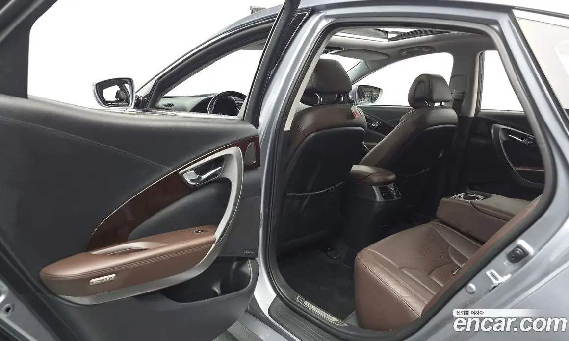 Hyundai Grandeur 2014 2.4 автомат (гидро), фото 16 Hyundai Grandeur 2014 2.4 автомат (гидро), фото 16