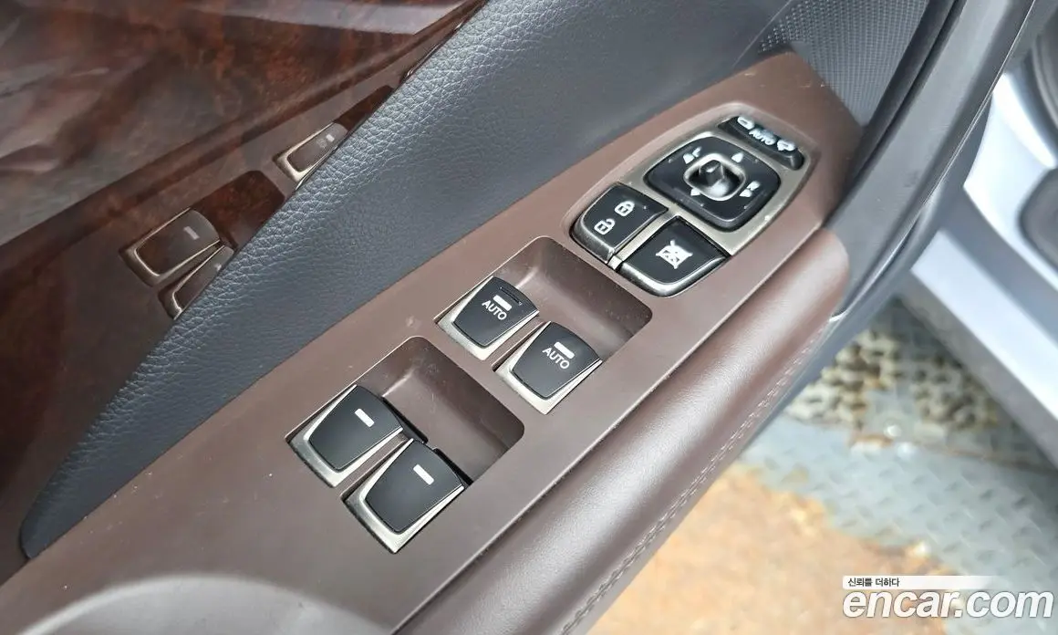 Hyundai Grandeur 2014 2.4 автомат (гидро), фото 29 Hyundai Grandeur 2014 2.4 автомат (гидро), фото 29