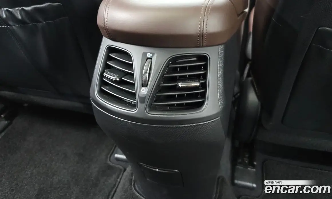 Hyundai Grandeur 2014 2.4 автомат (гидро), фото 30 Hyundai Grandeur 2014 2.4 автомат (гидро), фото 30