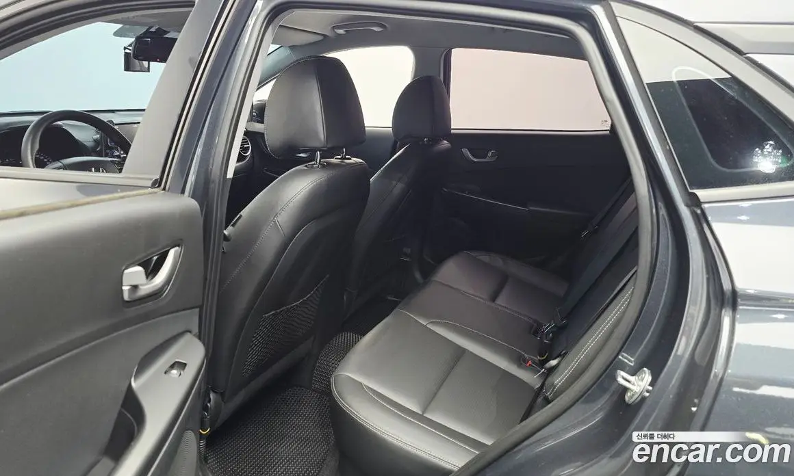 Hyundai Kona 2017 1.6 автомат (гидро), фото 17 Hyundai Kona 2017 1.6 автомат (гидро), фото 17